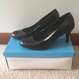 Black ComfortPlus heel